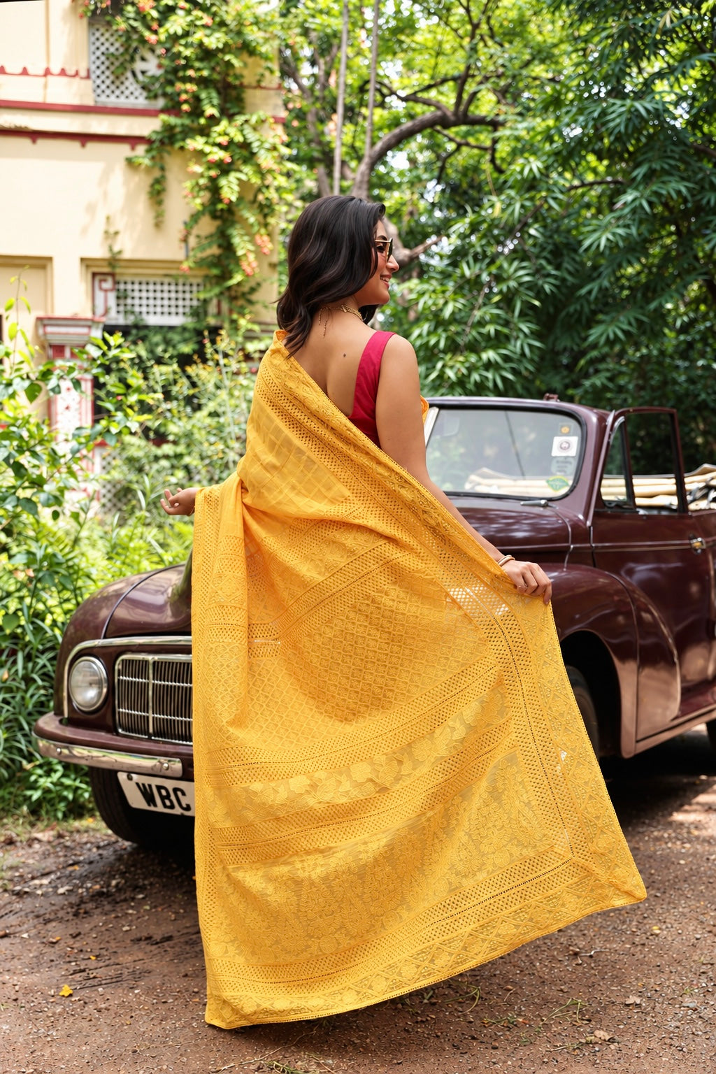 PURE MULCHANDHERI SAREE WITH CHIKENKARI AND LACE