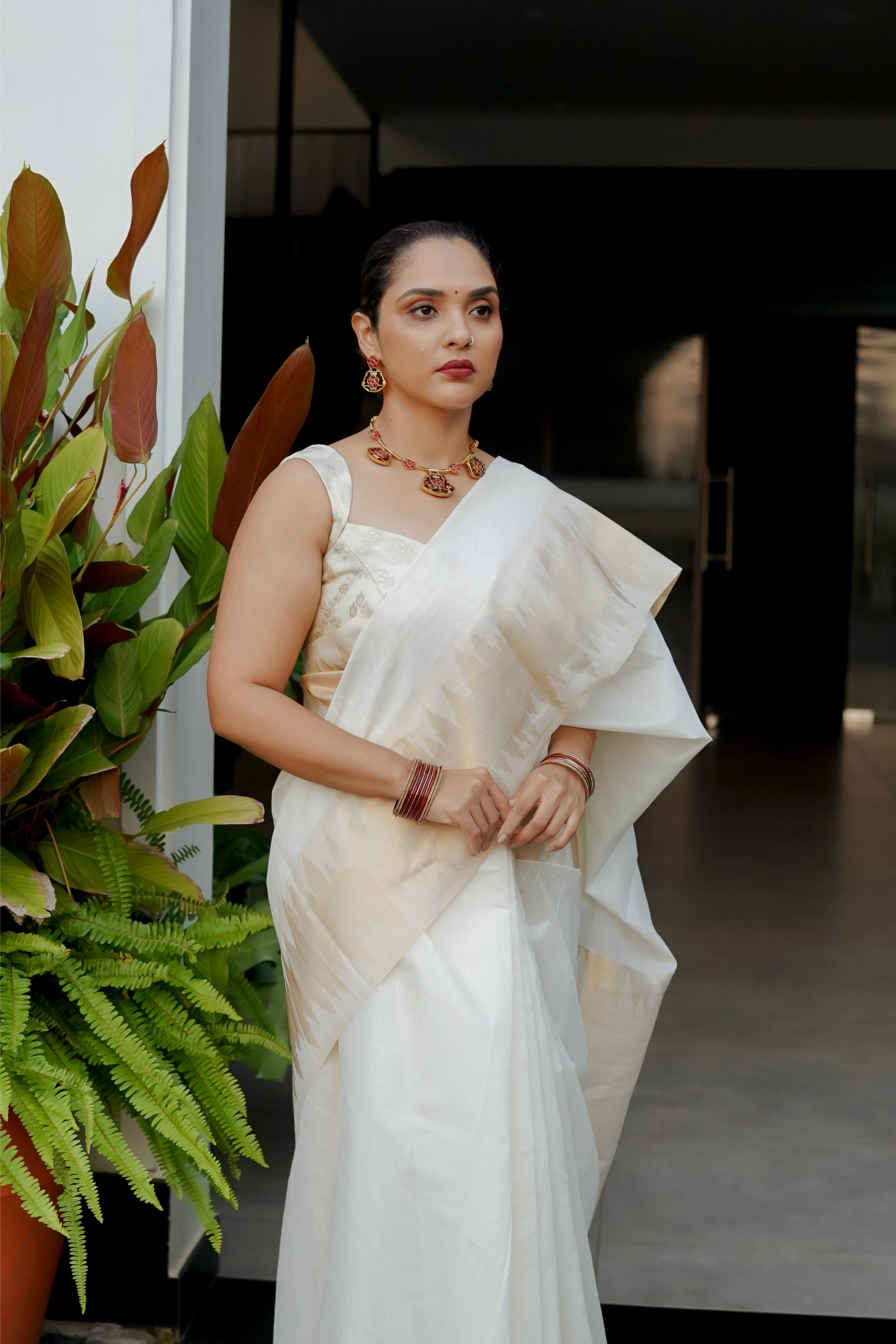 Soft Chandheri With Light Gold Weaving