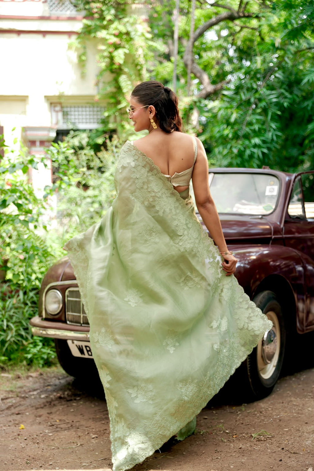 PURE SILK ORGANZA ROSE APPLIQUE SAREE